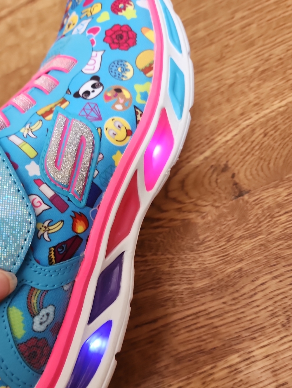 NWOB Rare Retired Skechers Litebeams Feelin’ It Light-Up Emoji Sneakers Size 3 - Picture 5 of 10